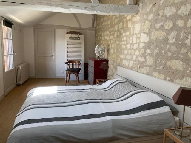 Chambres D'Hotes Rue Du Poids Bourgueil Luaran gambar